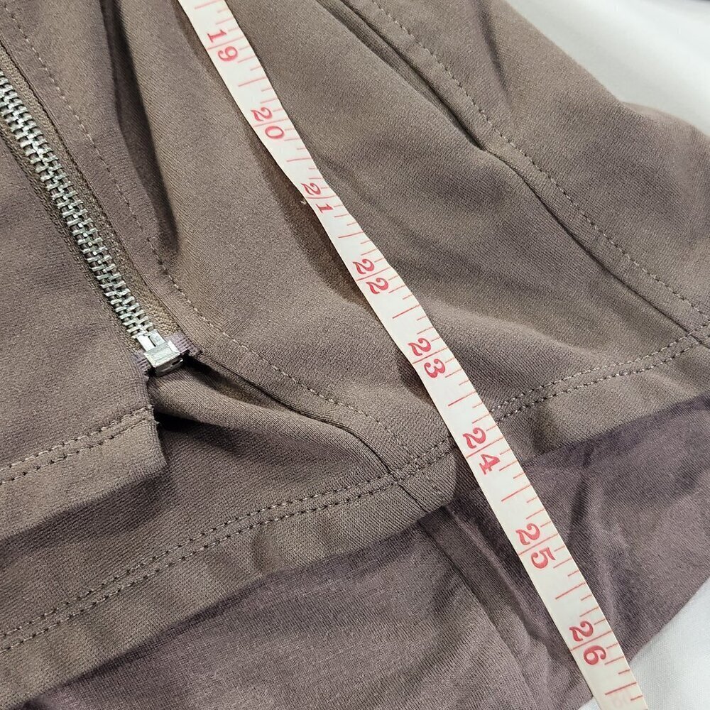 Cowl Neck Asymmetrical Zip Up Brown WHBM Jacket Size 10
Lot N - Picture 5 of 6